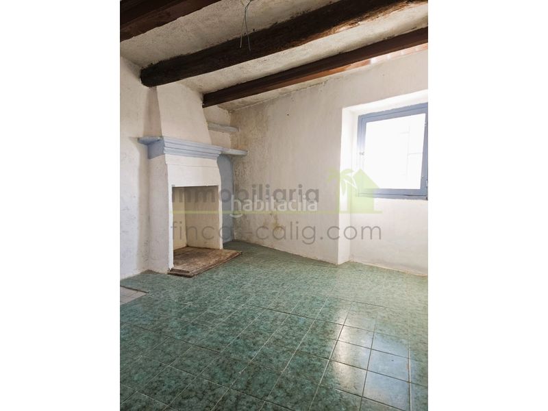 Foto 587ff6fb-4ebd-4cca-91be-c00003274b8d. Casa a Cálig