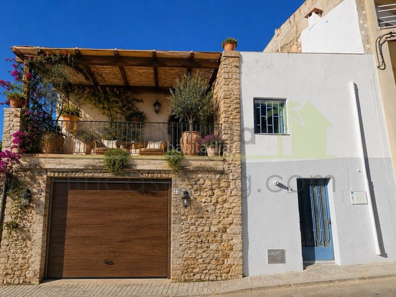 Foto bf0fc968-5925-40d4-a02f-4500b5318305. Casa a Cálig
