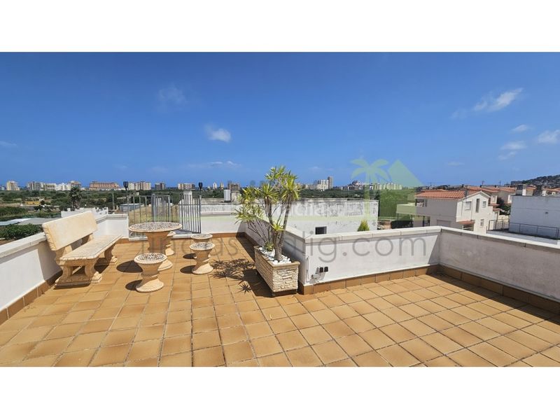 Foto 855515cc-d2c0-4aed-8891-b220ff5a7a11. Casa amb aparcament piscina a Las Atalayas-Urmi-Cerro Mar Peñíscola