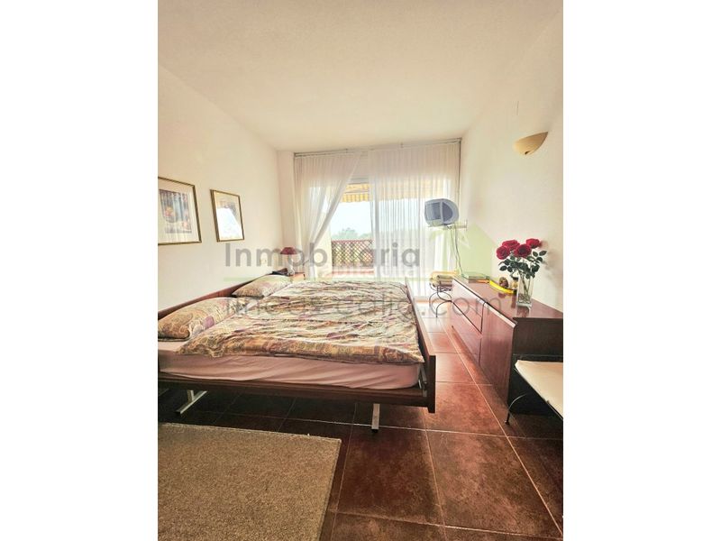 Foto ad300d48-52fb-4007-ae9b-bec43f29379b. Casa amb calefacció piscina a San Jorge