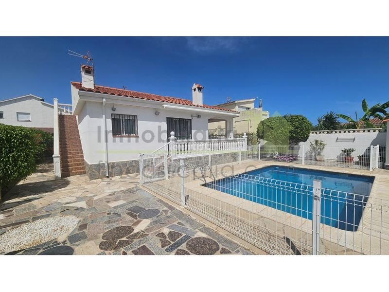 Foto 42876a4a-44f6-4a64-9d5c-68eb3a84792a. Casa amb aparcament piscina a Boverals-Saldonar Vinaròs