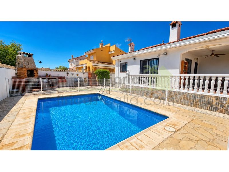 Foto 7689ccdd-40aa-4151-97c1-af402d5734e5. Casa amb aparcament piscina a Boverals-Saldonar Vinaròs