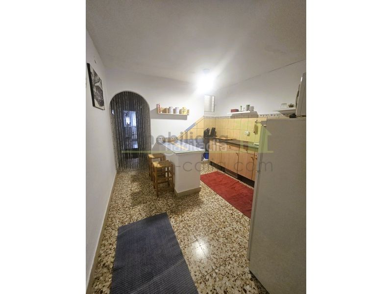 Foto 27643a45-0aed-4852-b027-32862398df2f. Casa amb aparcament a Cálig