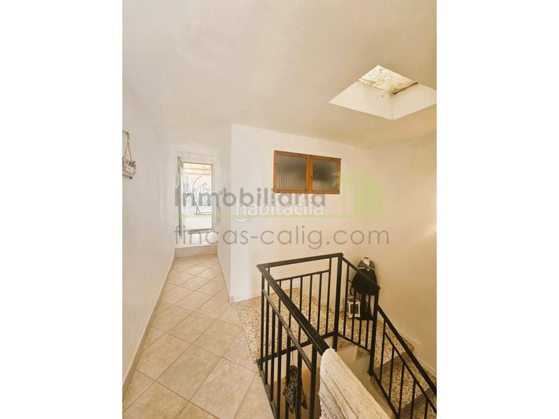 Foto 3baa4ab3-394c-4690-9f74-fae6e2a68fa5. Casa amb aparcament a Cálig