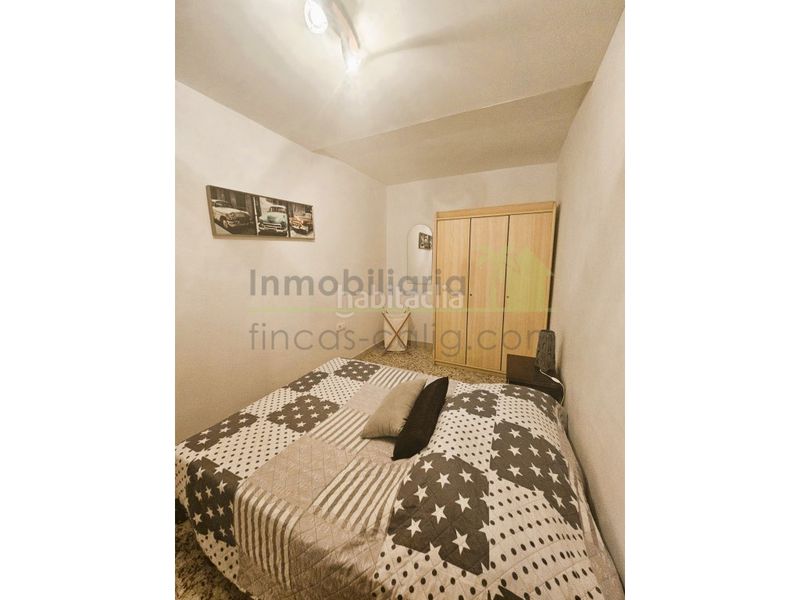 Foto 54f357cb-a0f1-4310-b663-1627f92c10eb. Casa amb aparcament a Cálig