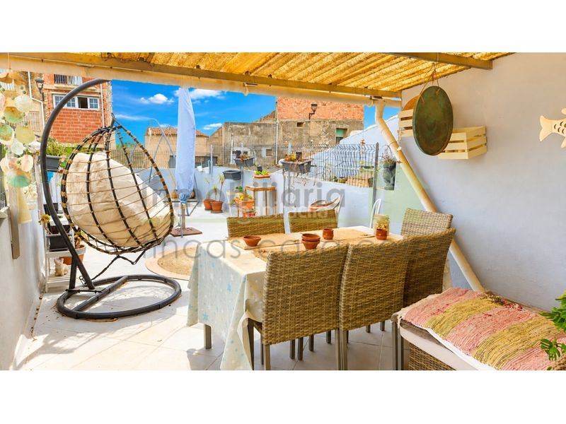 Foto a515fe8c-c807-4859-8a09-4e9b9f18b1bc. Casa amb aparcament a Cálig