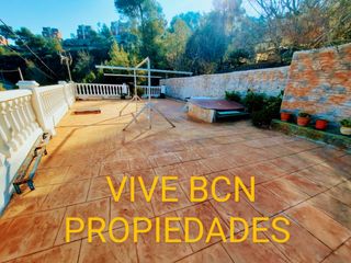 Haus  Carrer moreneta. Casa con 3 habitaciones