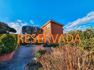 Chalet  Carrer sant jordi. Casa en entorno natural con todos los servicios!!