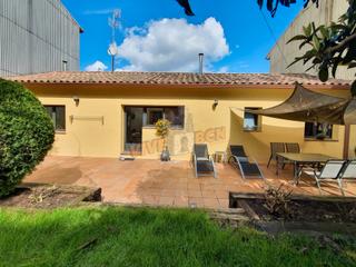 Casa adossada  Carretera vella de sant celoni. Casa de pueblo en una planta y con amplio jardin