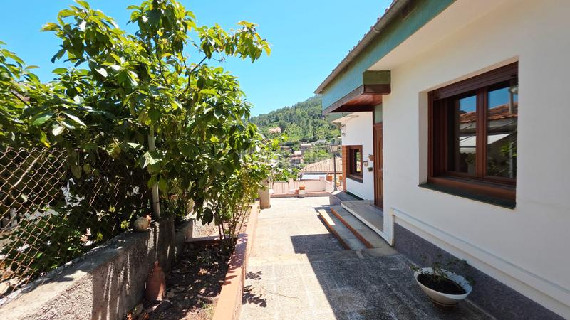 Foto 08cd4dc1-2678-4313-a2d2-232990a4e05a. Casa amb xemeneia calefacció aparcament a Vallirana