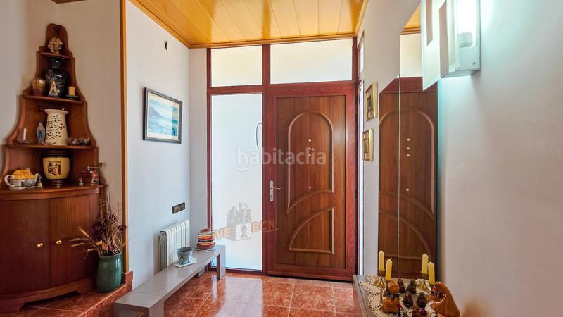 Foto 147da685-5141-4bb0-8bb4-82320c1910d0. Casa amb xemeneia calefacció aparcament a Vallirana
