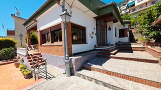 Maison  Passeig de sant lluís. ¡ casa en una sola planta en el pueblo!