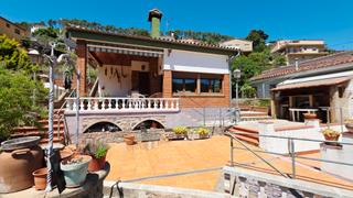 Maison  Passeig de sant lluís. ¡ casa en una sola planta en el pueblo!