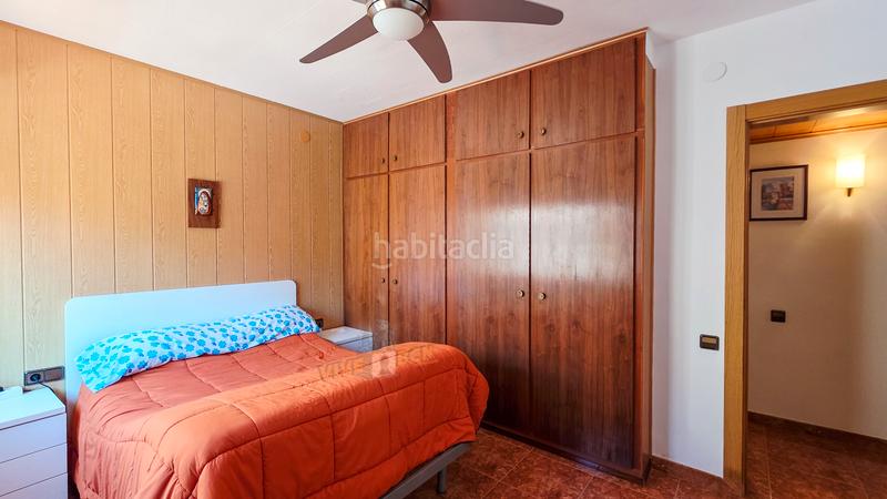 Foto b6481a3e-b082-423b-8d88-44c52af28ef7. Casa amb xemeneia calefacció aparcament a Vallirana