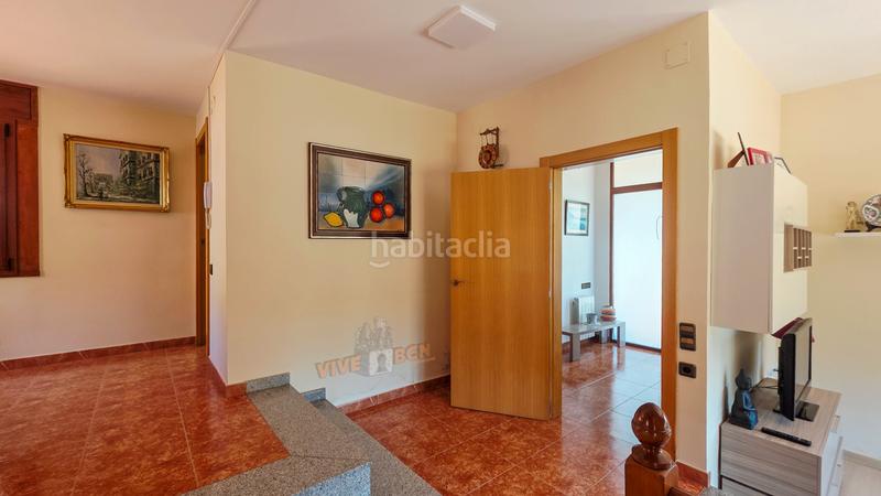 Foto d5b9791f-f201-4a1c-89dd-9c7fd1f6dce9. Casa amb xemeneia calefacció aparcament a Vallirana