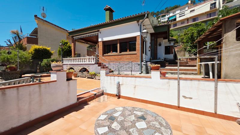 Foto e6db247a-32a1-4e40-9a43-476ad0848cff. Casa amb xemeneia calefacció aparcament a Vallirana