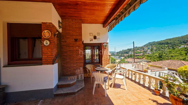 Foto e744d89c-52cf-42fa-bd99-e5b5647eb996. Casa amb xemeneia calefacció aparcament a Vallirana