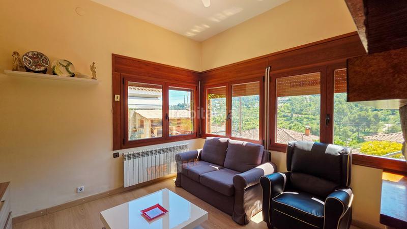 Foto e81b95bc-29a4-4cf8-adbd-1cea7980d636. Casa amb xemeneia calefacció aparcament a Vallirana
