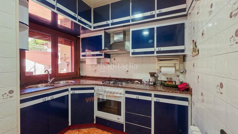 Foto f819704d-18df-4857-8efd-e75c6e646ef8. Casa amb xemeneia calefacció aparcament a Vallirana
