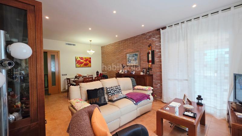 Foto 32dc5615-3277-4181-8e92-3fe8097ecec0. Casa ¡descubre tu nuevo hogar en esta impresionante casa independiente! en Vallirana