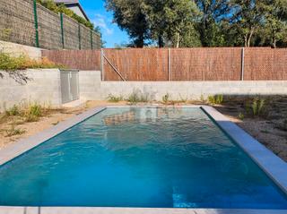 Casa aparellada  Carrer slvia. Obra nueva en sant esteve