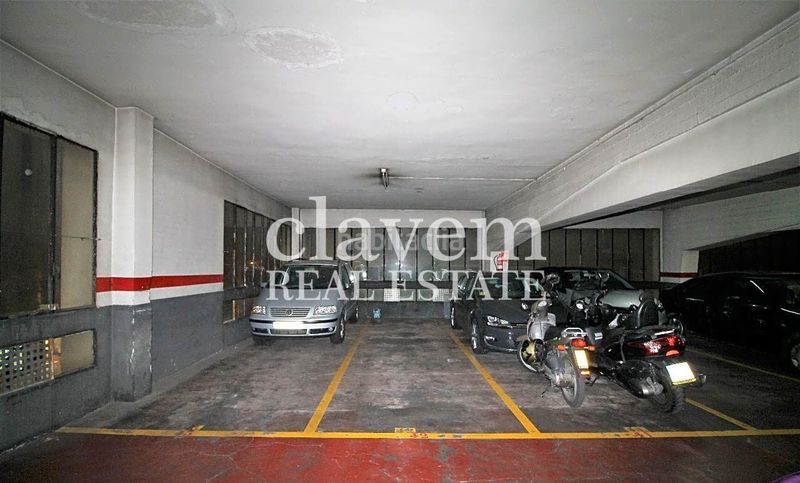 Foto 8f020993-b642-4dcb-be82-59a127cddedc. Aparcament cotxe a Porta Barcelona