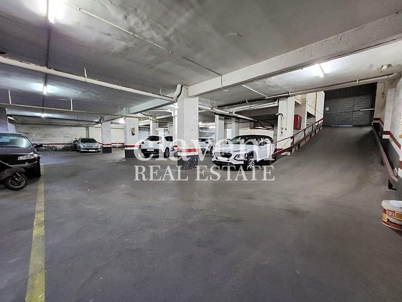 Foto 915d3976-7bbf-467a-a1d4-f0cfcafb73e3. Autoparkplatz in Prosperitat Barcelona