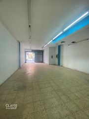 Lloguer Local Comercial  De lorenzo serra. Local comercial en alquiler santa coloma de gramanet
