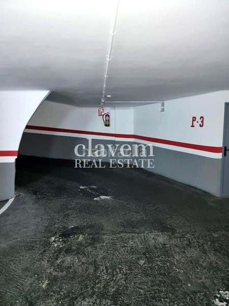 Foto 4b8779e5-f390-4a52-b5df-ba5cb41bd098. Posto auto in Vilapicina - Torre Llobeta Barcelona