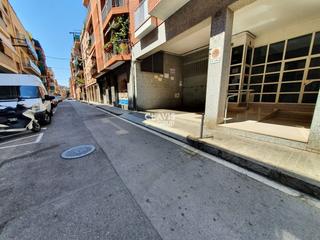 Autoparkplatz  Moli. Plaza coche mediano grande  ascensor  prosperidad