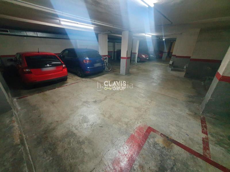 Foto 2ef741e1-b6d3-47bc-b5ff-633ed2b995de. Autoparkplatz in Prosperitat Barcelona