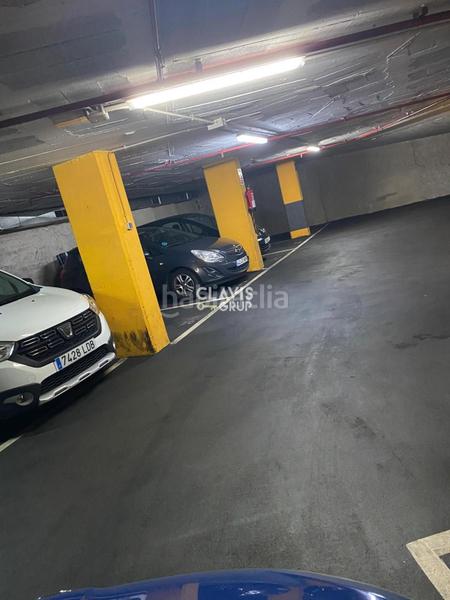Foto d73b8f69-fe2e-48d6-9738-d59eb00260c6. Car parking in Roquetes Barcelona