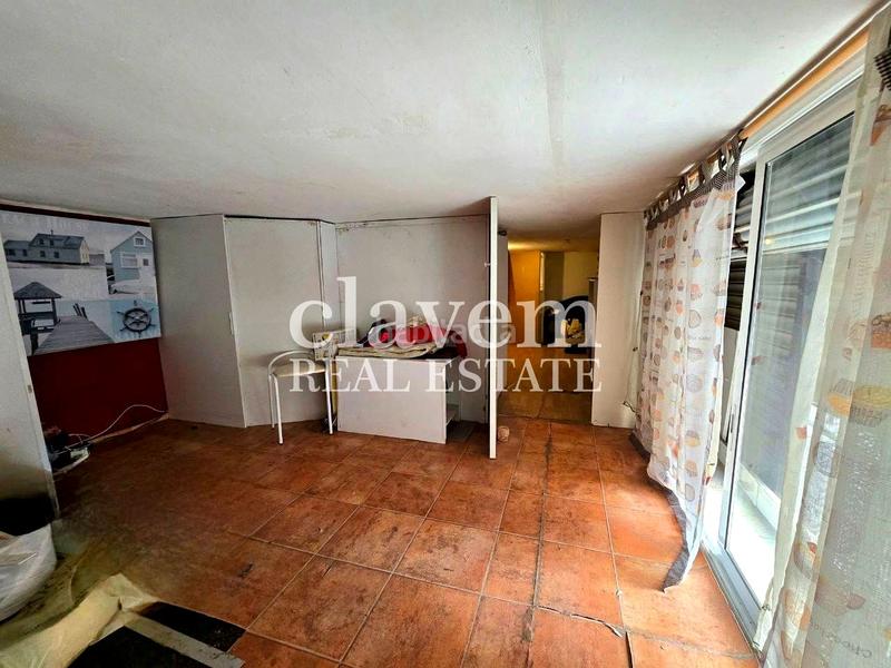 Foto 2480c549-1b0a-493d-8357-5ded55539255. Local comercial a Porta Barcelona