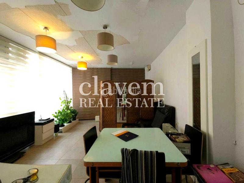 Foto 72e836a6-4c01-41c8-a360-574a3d1c0767. Local comercial a Porta Barcelona