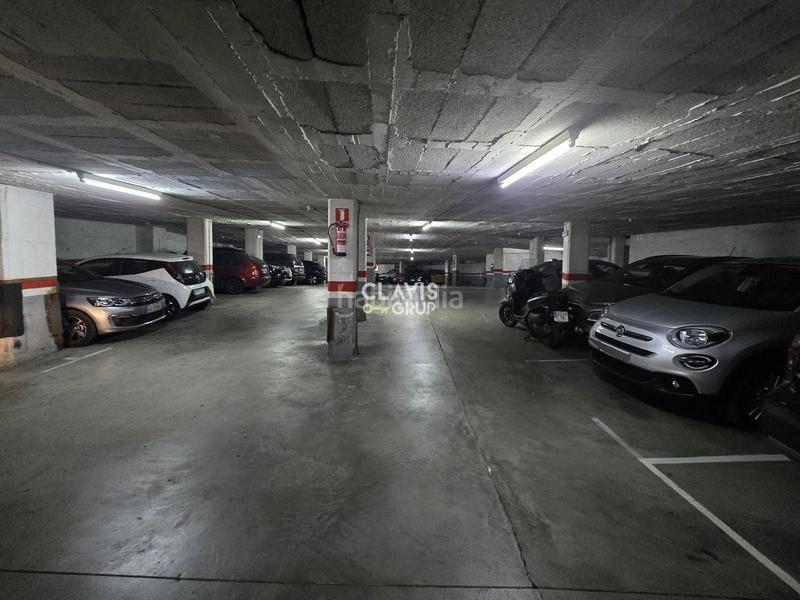 Foto 4b9e4807-2146-4f53-8a35-ef9cfddb5bbd. Posto auto in Prosperitat Barcelona