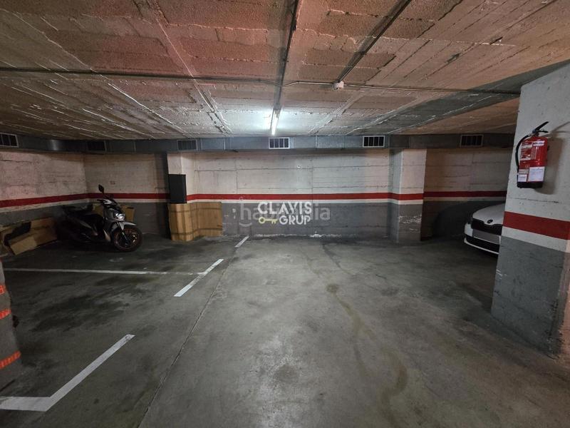 Foto 7710cf56-357a-4308-9132-e58a3fb2491b. Posto auto in Prosperitat Barcelona