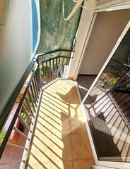 Pis a Verdum. 4 habitaciones  con ascensor   2 balcones