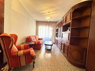 Piso en Verdum. 4 habitaciones  con ascensor   2 balcones