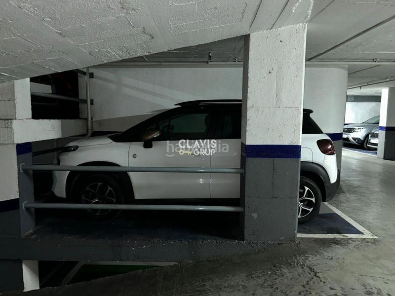 Foto c1cd216e-463a-4322-a7fa-9c8a550273bd. Aparcament cotxe a meridiana 507-515 a Prosperitat Barcelona