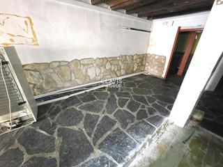 Locale commerciale in El Camp de lArpa del Clot. Local dplex  ite favorable  el clot