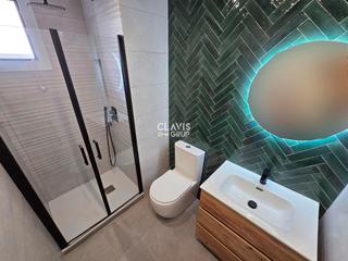 Appartement à Ciutat Meridiana. Reformado de diseño a estrenar   todo exterior  ciutat meridiana