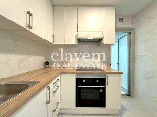 Piano terra  Carrer de vidal i guasch. Planta baja reformada con patio