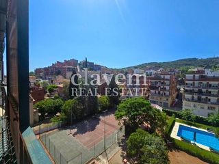Miete Etagenwohnung in La Font d´en Fargues. Espectacular piso  con piscina