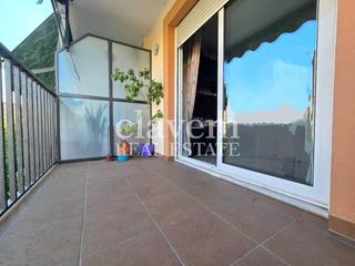Appartement  Carrer d'en tiss. Piso luminoso con ascensor  balcn