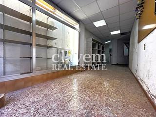 Local commercial  Carrer del pla de fornells. Oportunidad 2 locales.