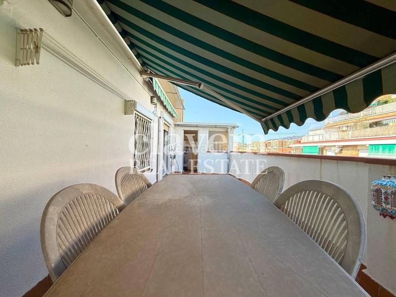 Foto 97ea448b-8094-4034-996d-da9874760953. Ático  terraza ascensor en Porta Barcelona