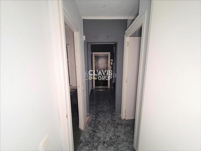 Foto 80697520-fc5b-47d9-83bb-1799a553a23d. Appartamento in Ciutat Meridiana Barcelona