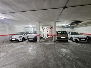 Aparcament cotxe  Nobel. Parking de oportunidad calle nobel 10, barcelona!