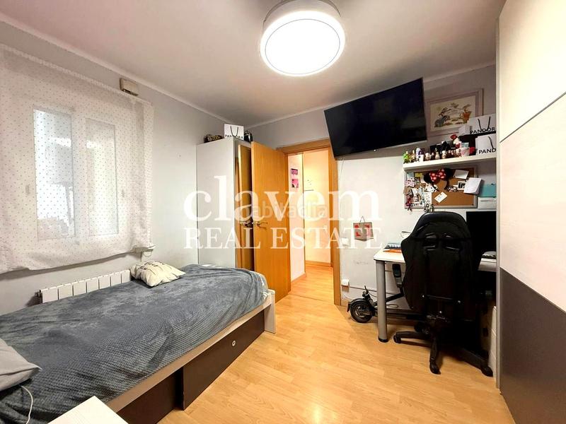 Foto 240dac82-3e19-4401-bab3-1af95d38587f. Pis a Prosperitat Barcelona