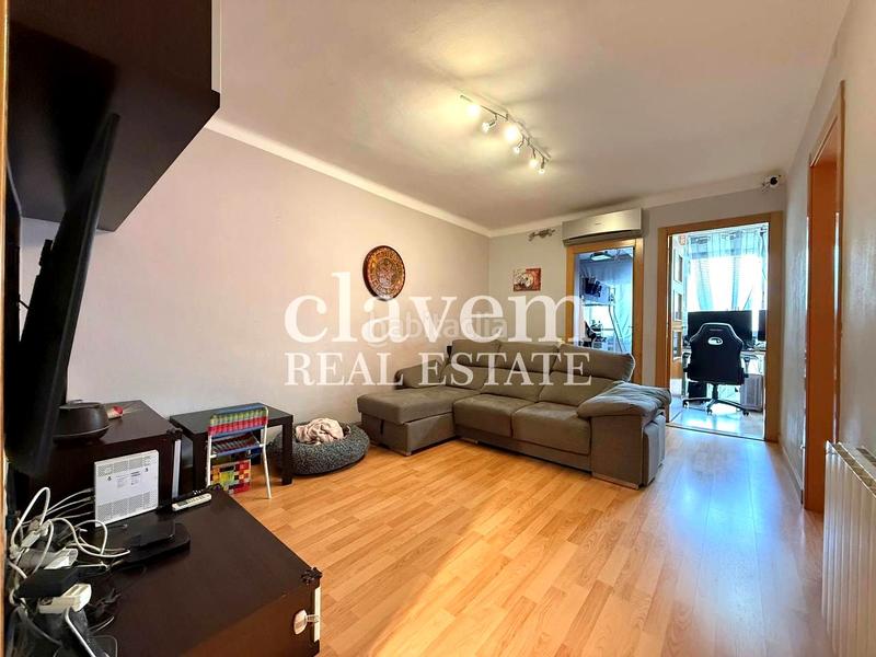 Foto 8365db18-290b-4982-87f6-f9dc0b5d1fd0. Pis a Prosperitat Barcelona